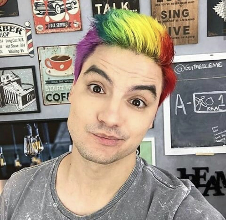 Social Filipe Neto
