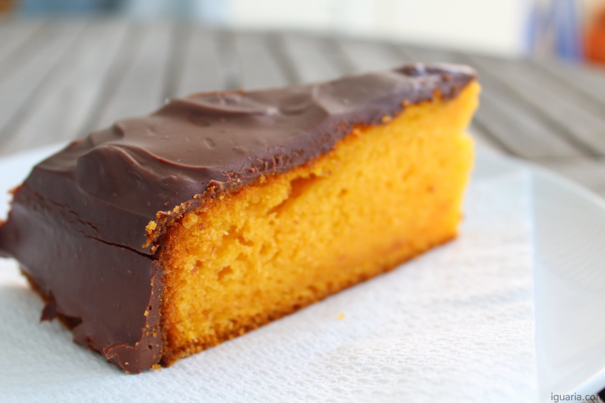 Social Bolo de Cenoura e Chocolate