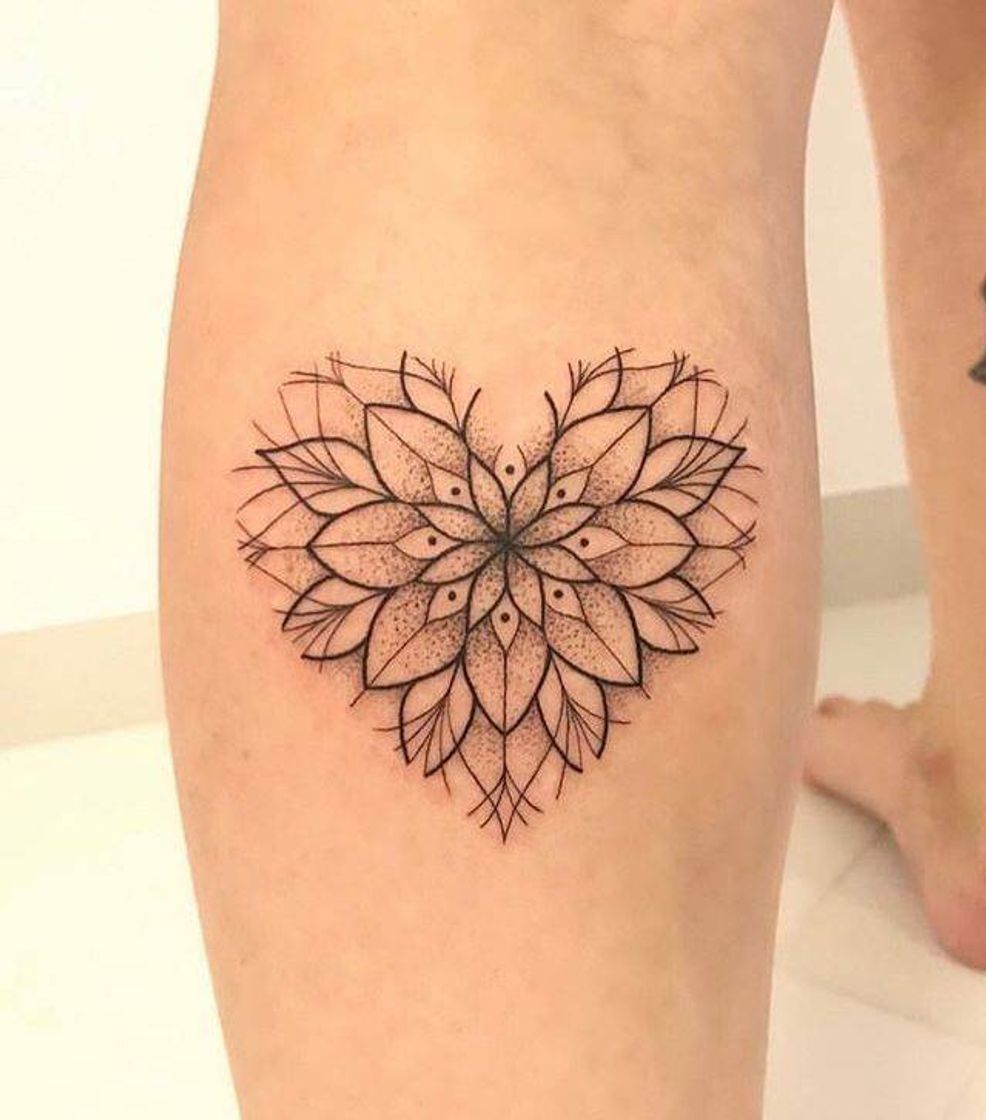 Social Tatuagem feminina