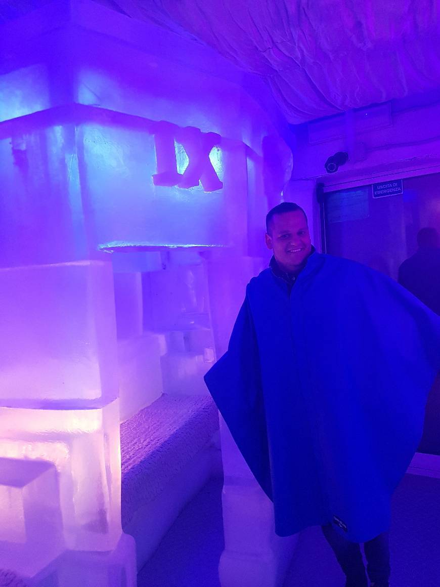 Blue Ice Roma