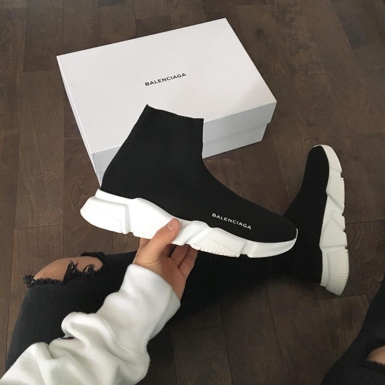 Social Mis balenciagas Trainers speed😊
