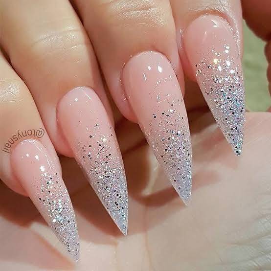 Social Unha stiletto em gel 