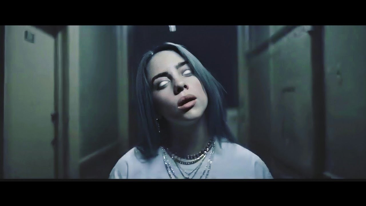 Fashion Billie Eilish - bury a friend - YouTube