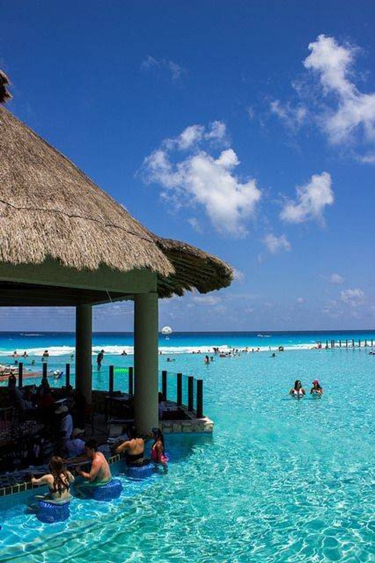 Moda Westing resort in Cancun