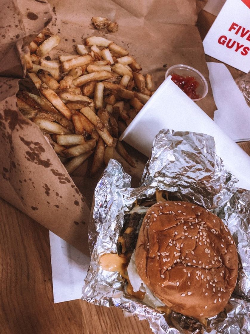 Restaurants Five Guys O2