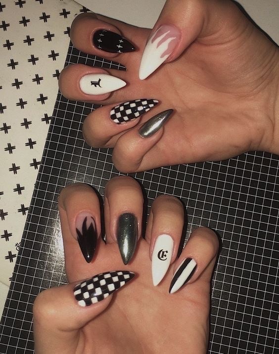 Moda Nails dos sonhos🖤🤍