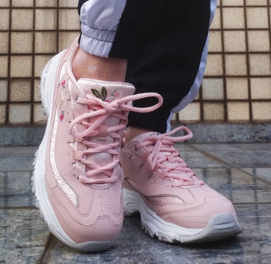 Tenis rosa lindo
