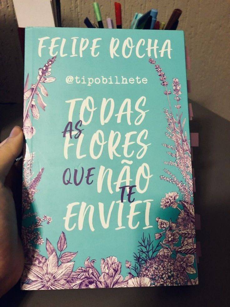 Recomendo esse livro top nessa quarentena não top ! 