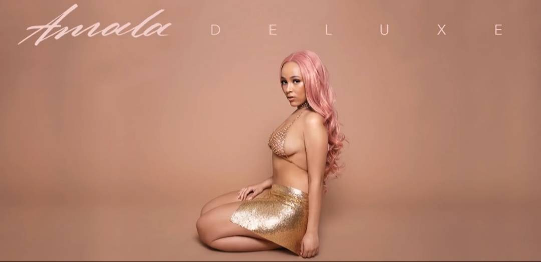 Tente não rebolar a raba 😂✌