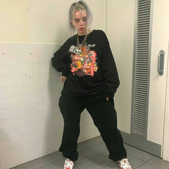 Social Billie🤤