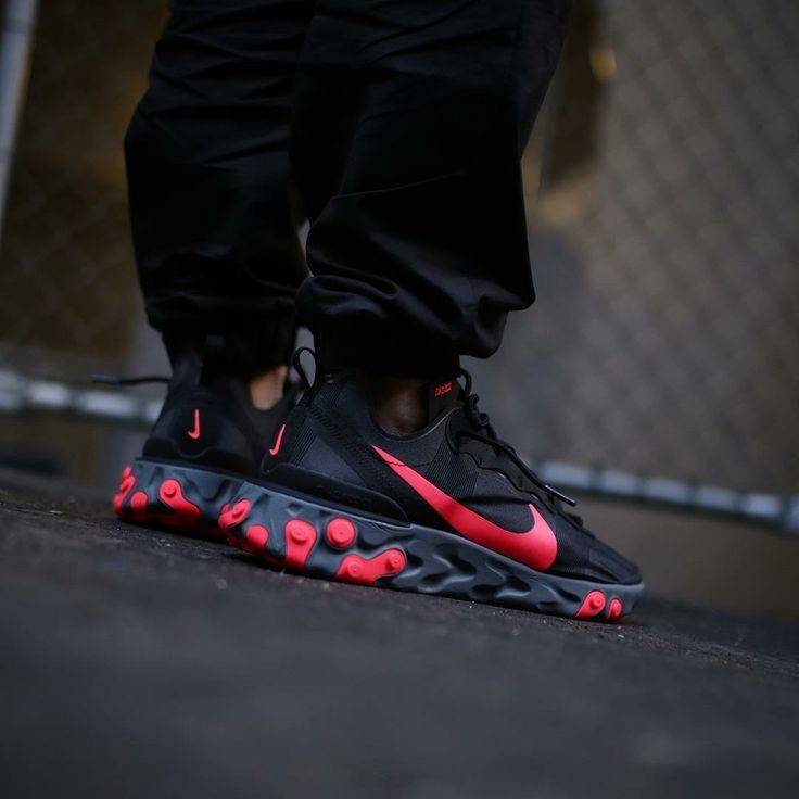 Nike React Element 87