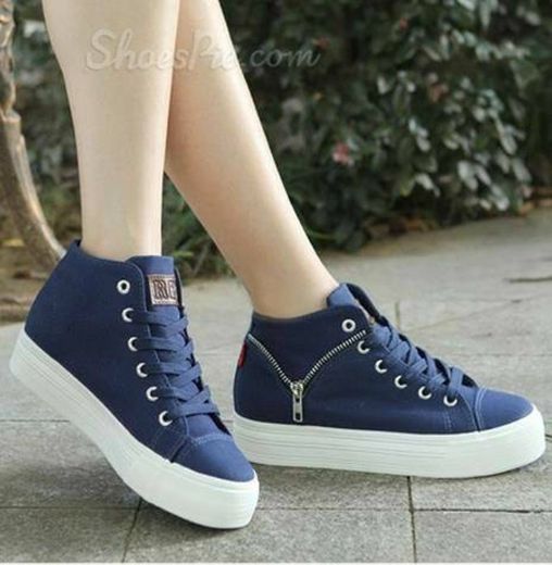 Simple Cool Solid Flat Canvas Shoes 