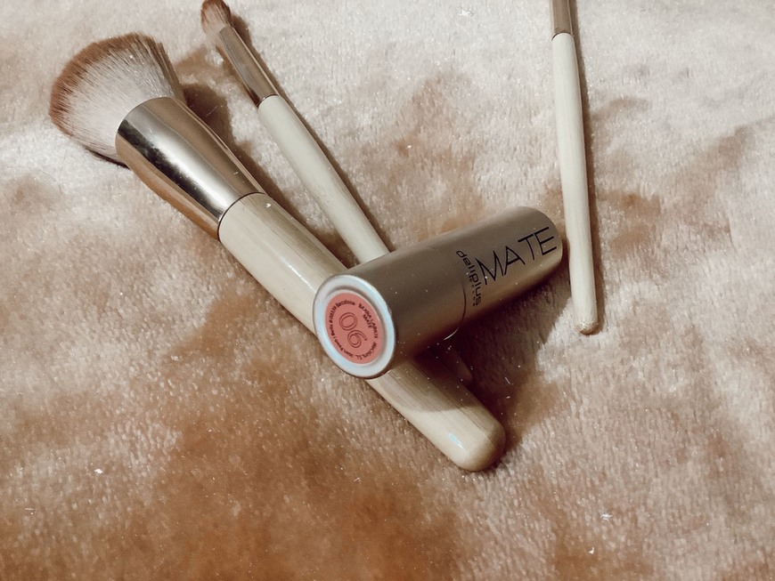 Deliplus
Barra labios mate Nº 09 violeta