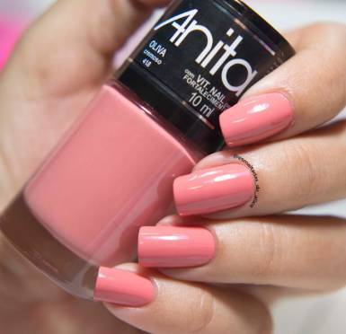 Esmalte da Anitta