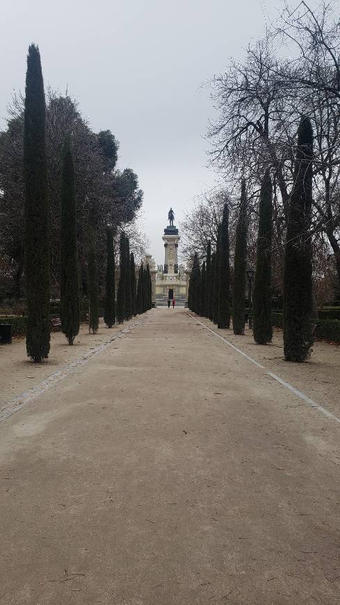 Place El Retiro Madrid