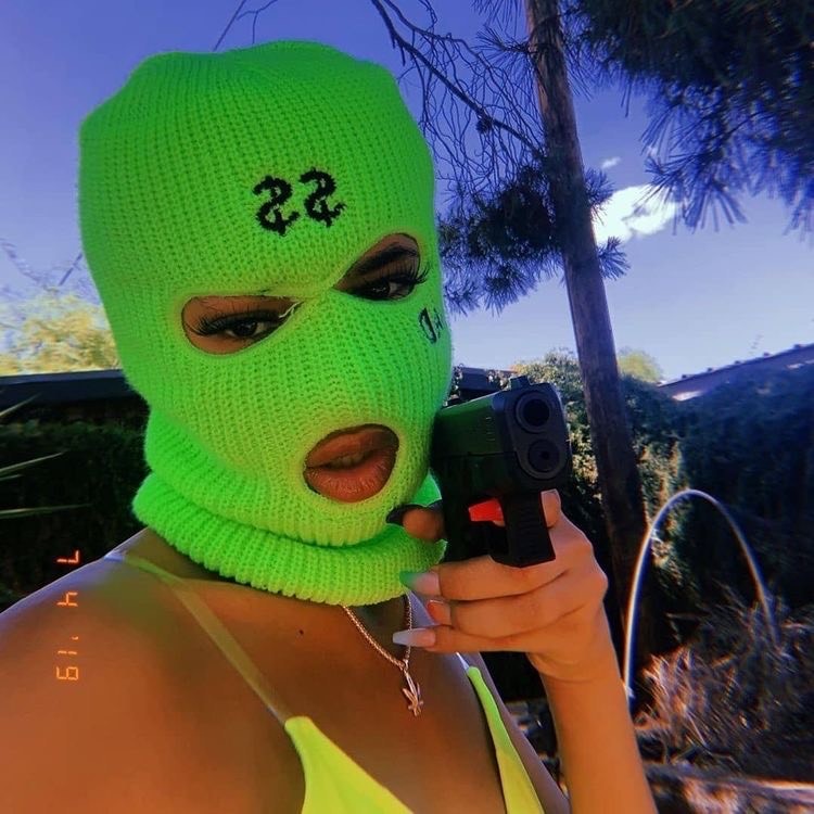 C a u g h t 🔫