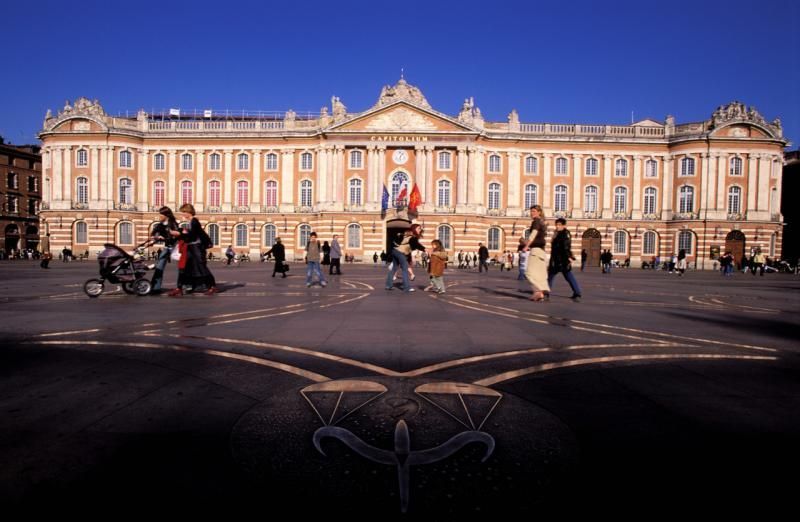 Lugar Place du Capitole