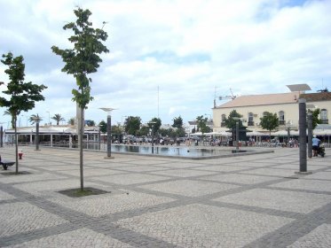 Place Praça Manuel Teixeira Gomes