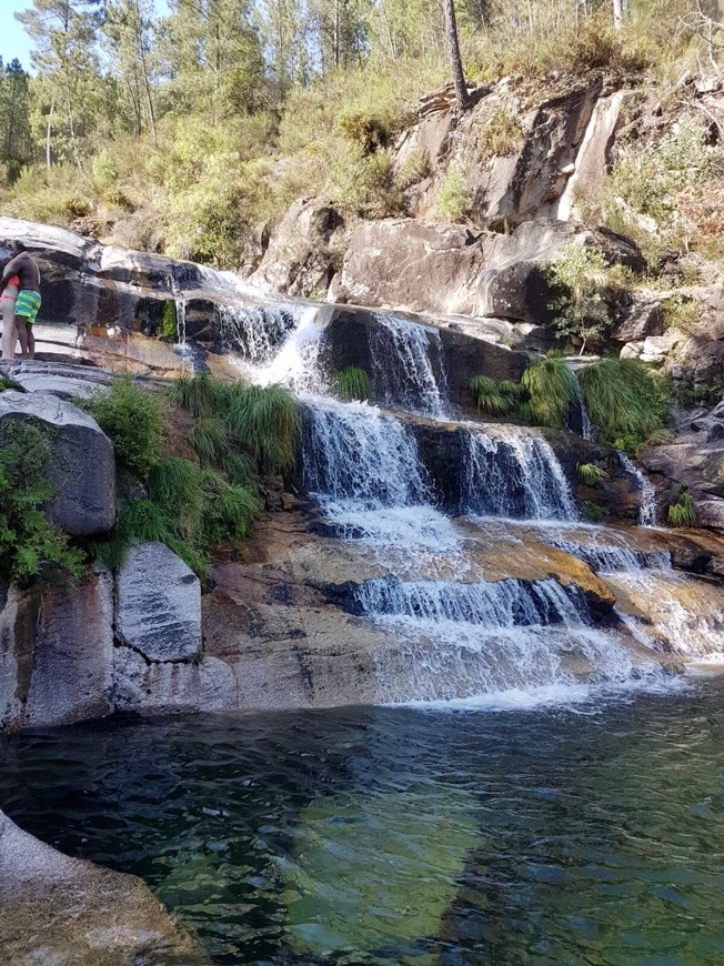 Lugar Cascata de Várzeas