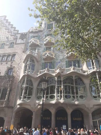 Casa Batlló | Antoni Gaudí Modernist Museum in Barcelona