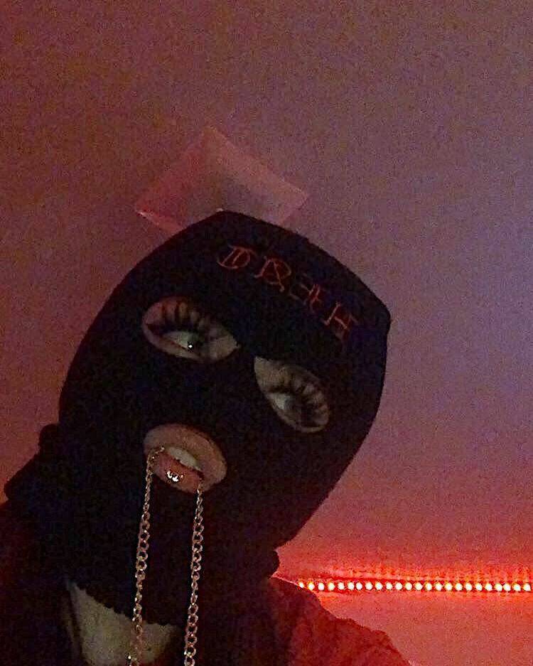 👀
