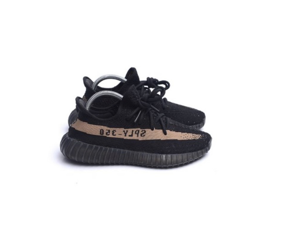 Social Adidas Yeezy Boost 350 V2