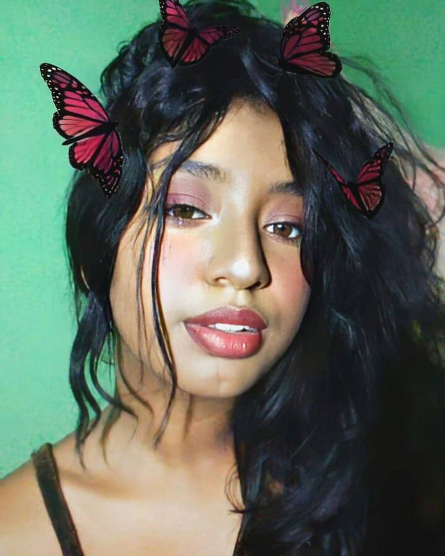 Social d e t a i l s  ✨