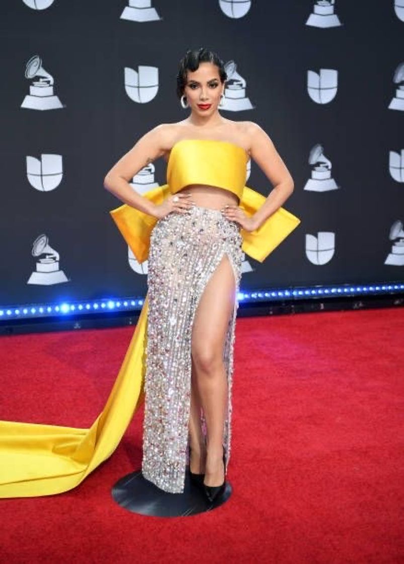 Fashion Anitta