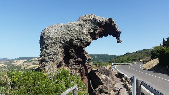 Lugar Roccia dell'Elefante