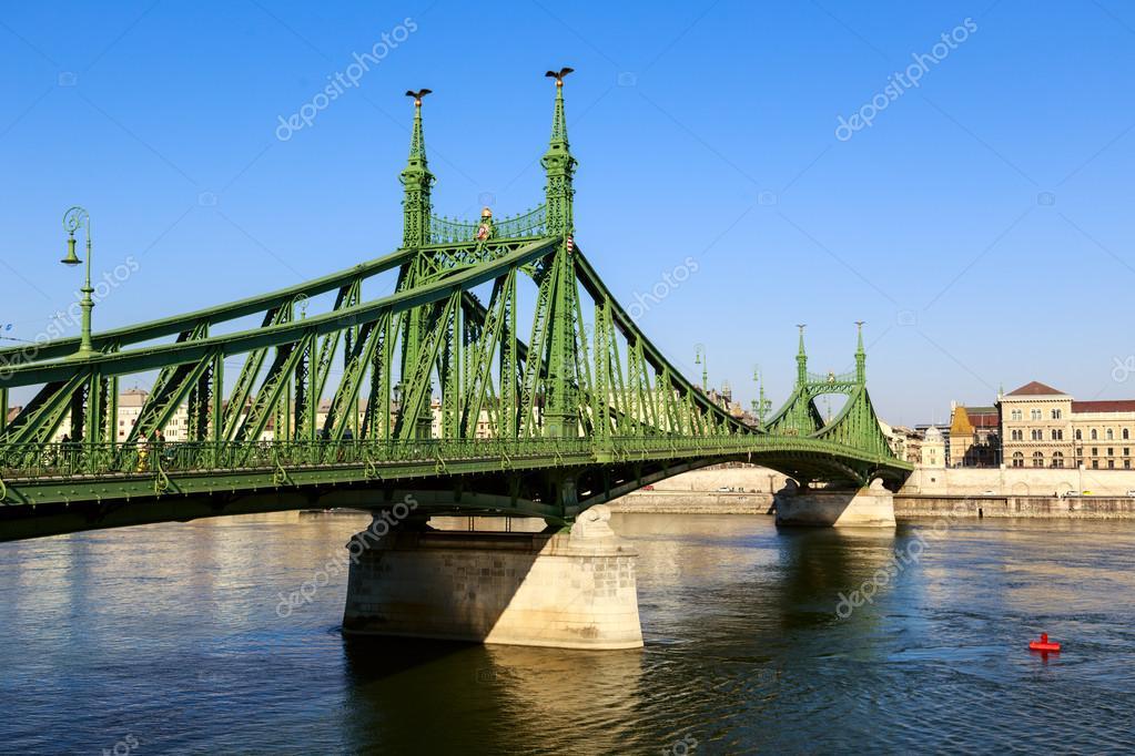 Lugar Puente de la Libertad