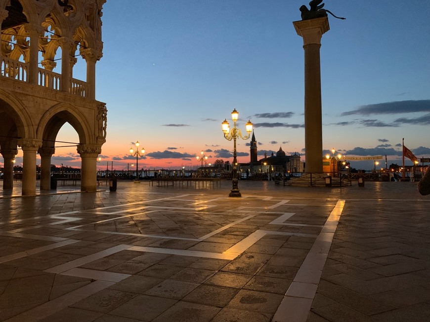 Lugar Piazza San Marco