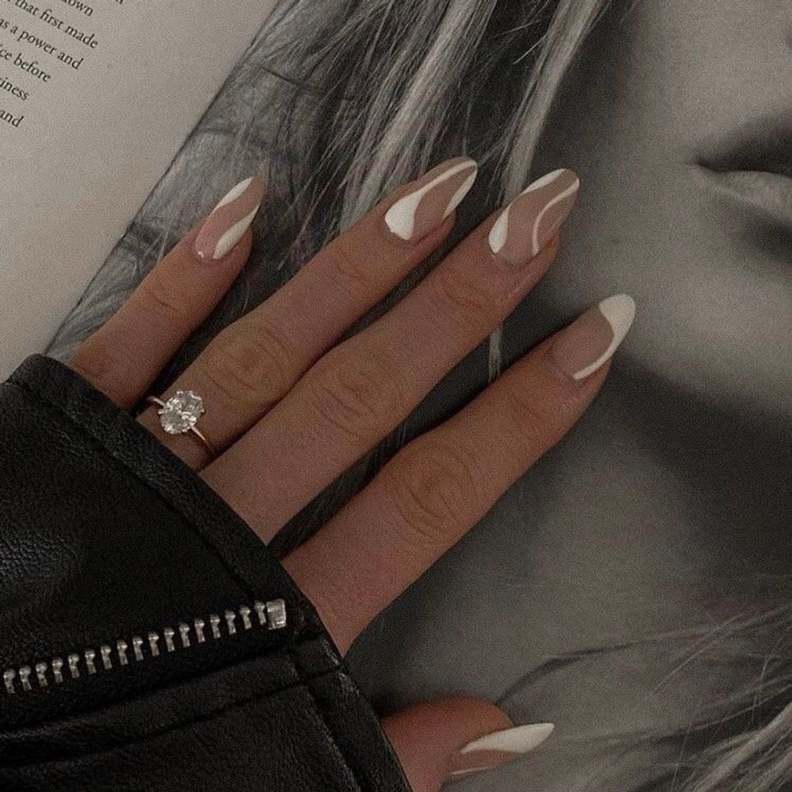 Fashion nails