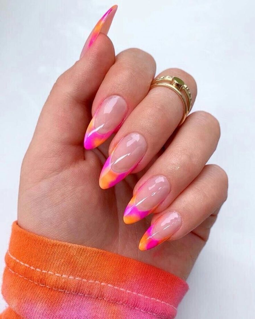 Fashion nails