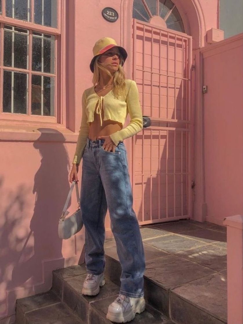 Social yellow cropped 