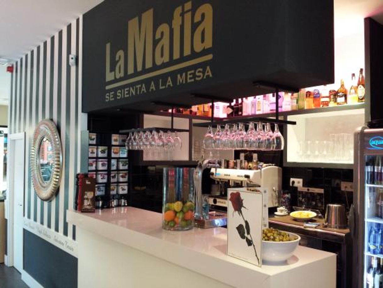 Restaurantes La Mafia se sienta a la mesa