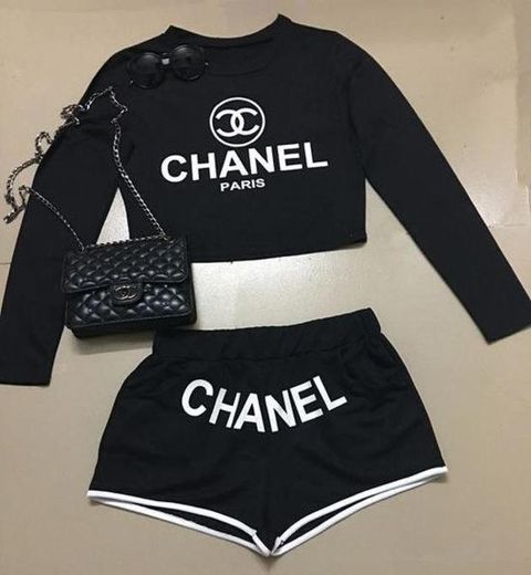 Chanel 🖤