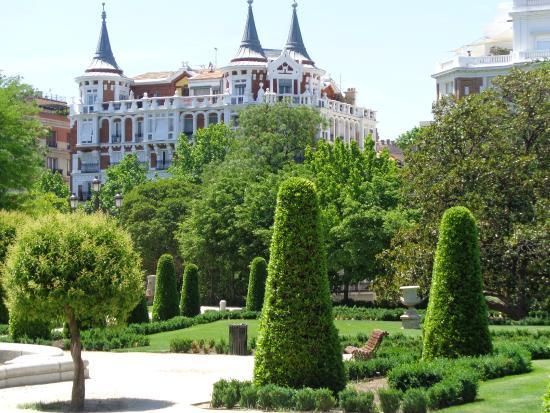 Place El Retiro Madrid