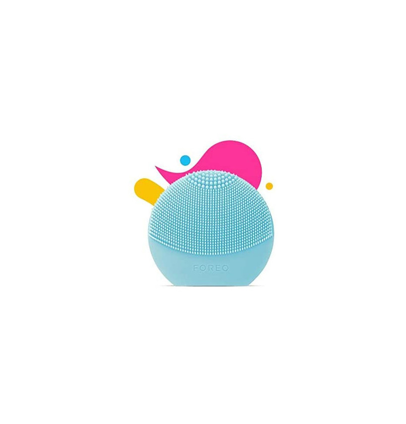 Producto LUNA play plus de FOREO es el cepillo facial recargable de silicona