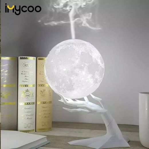 Humidificador con forma de luna. 