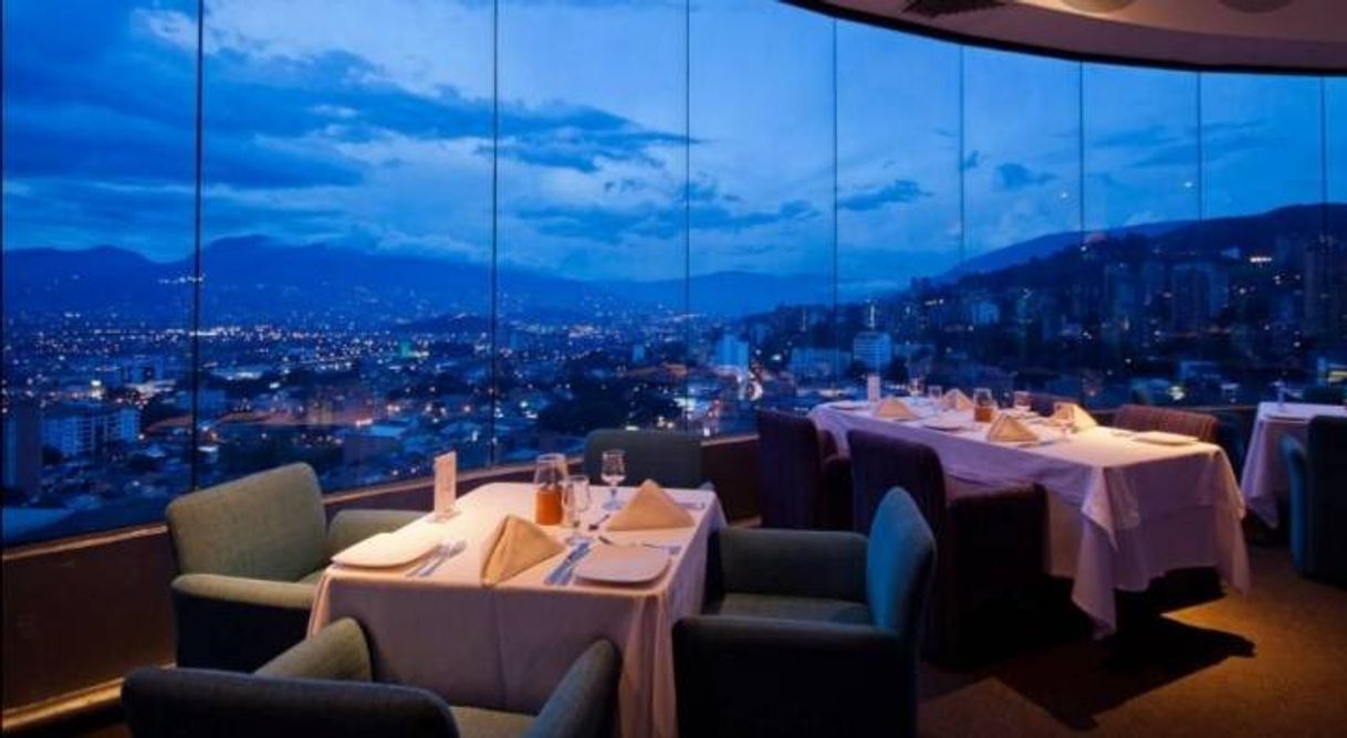 Restaurants La Fragata Giratoria