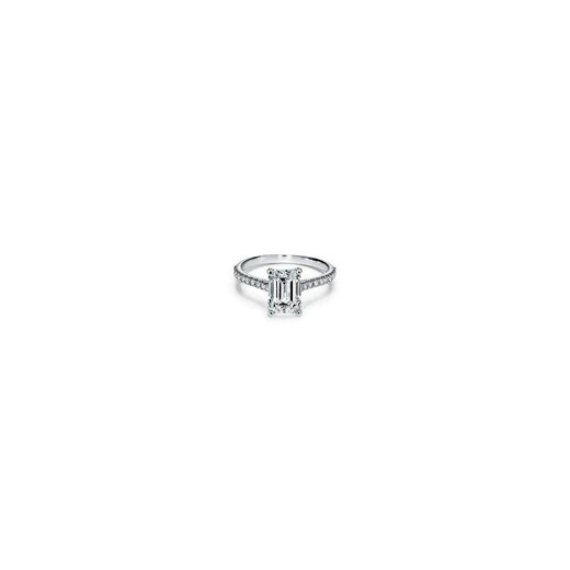 Tiffany Novo® Emerald-cut Engagement Ring 