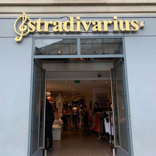 Stradivarius Paris