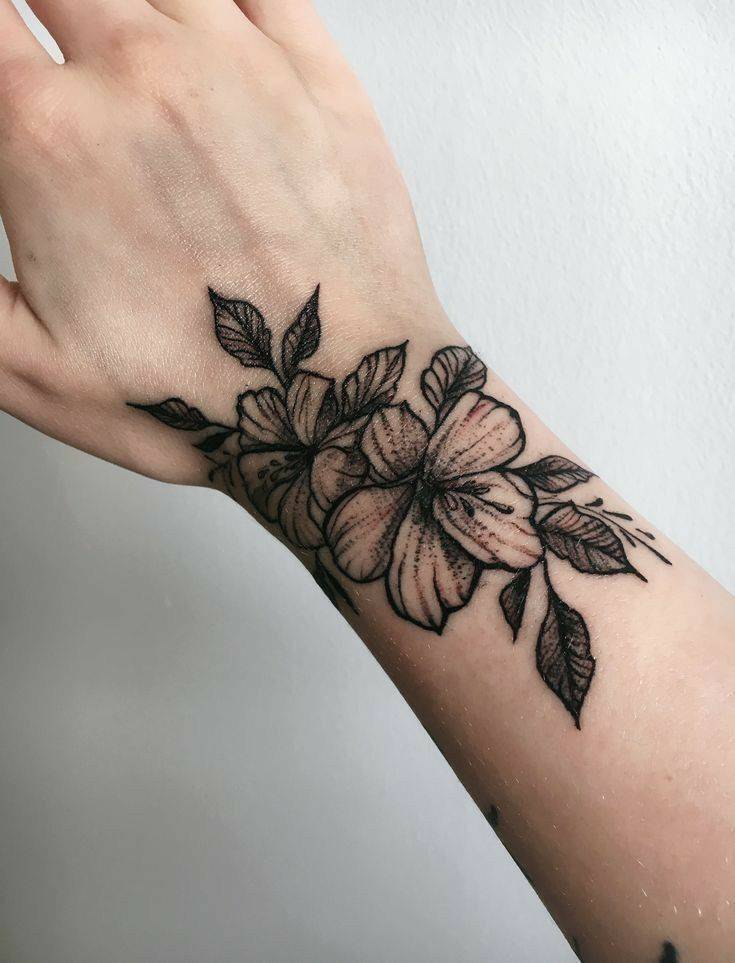 Tattoo hand
