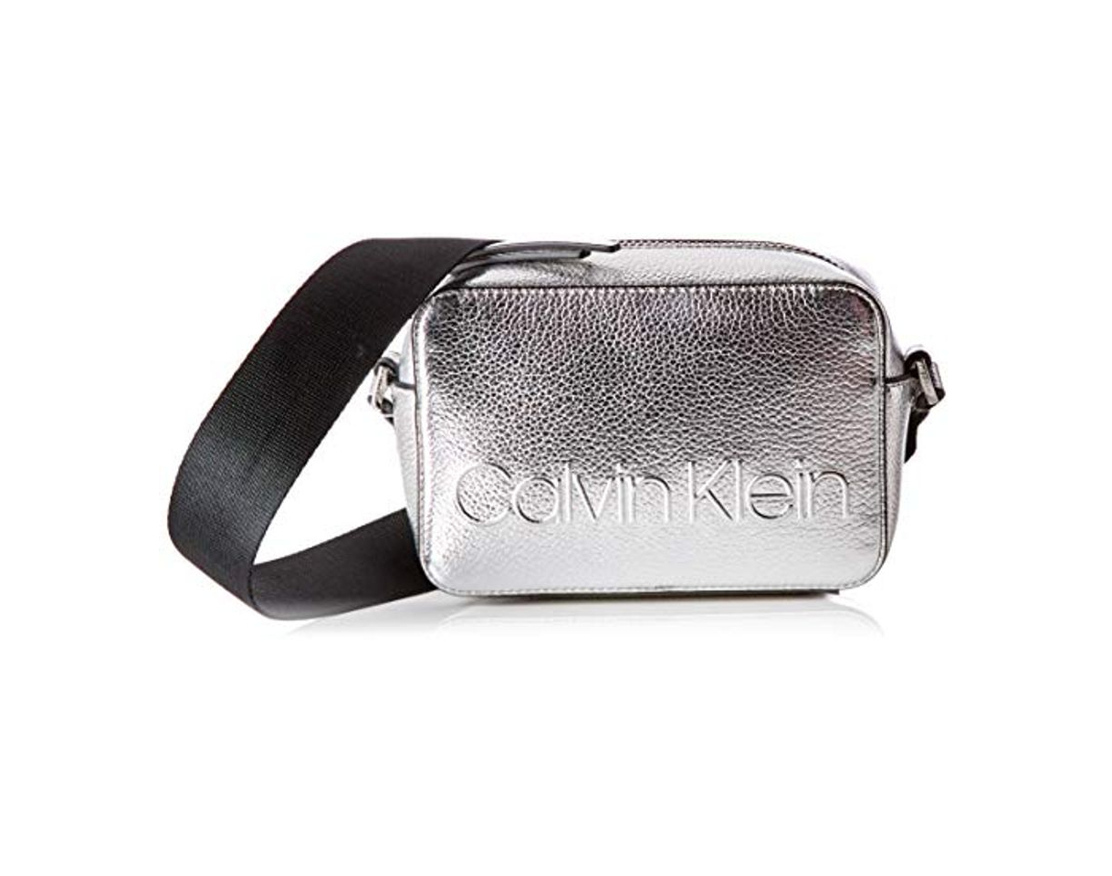 Producto Calvin Klein - Edged Camera Bag Met, Bolsos bandolera Mujer, Gris