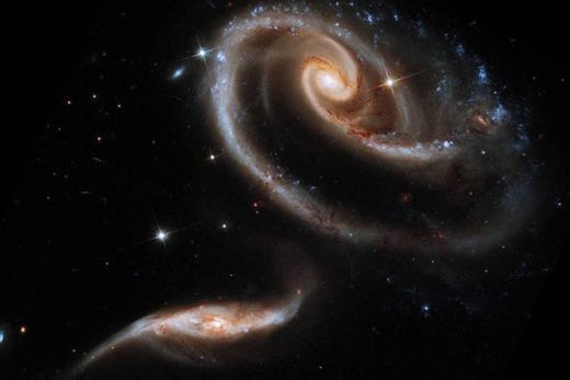 Galáxias interagindo 🤩 