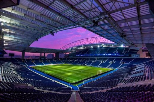 Lugar Estadio do Dragao