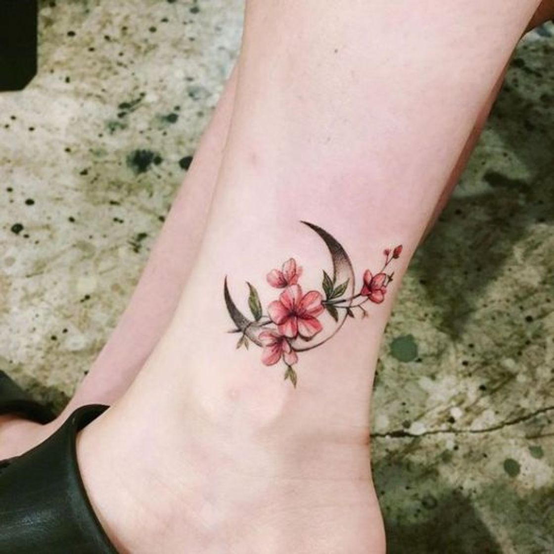 Fashion Tatto lua e flores 