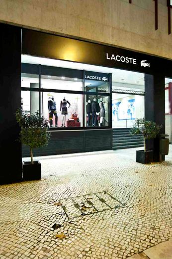 Lacoste (Avenida)