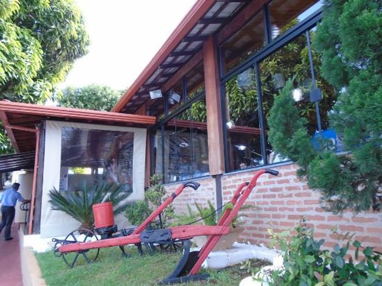 Churrascaria e Choperia Tchê