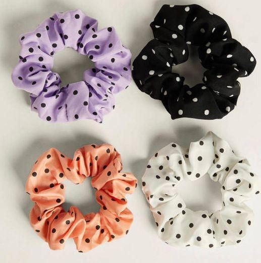 Social Pack de scrunchies com bolinhas